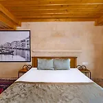 Cratus Stone Palace 5*