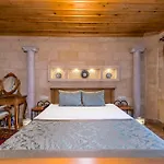 Cratus Stone Palace Otel 5*