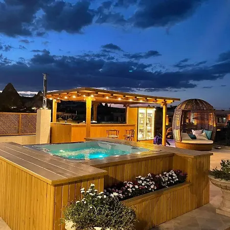 Hotel Cratus Stone Palace