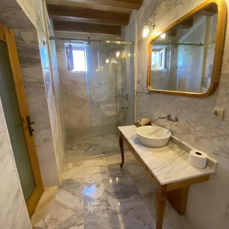 Cratus Stone Palace Hotel Goreme