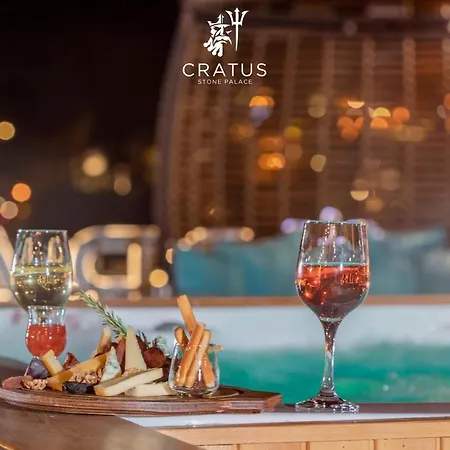 Cratus Stone Palace فندق