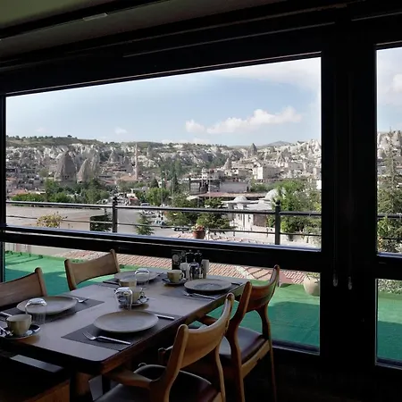 Hotel Cratus Stone Palace Goreme