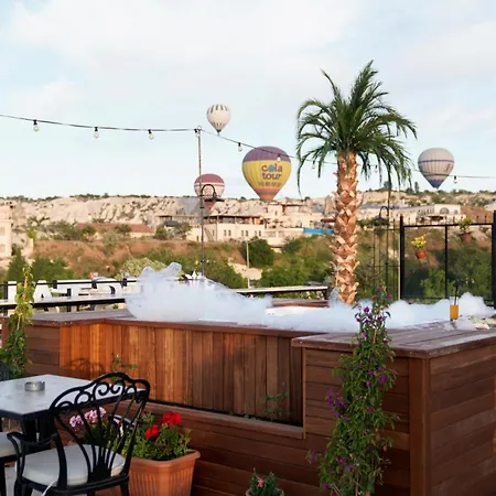 Hotel Cratus Stone Palace Goreme