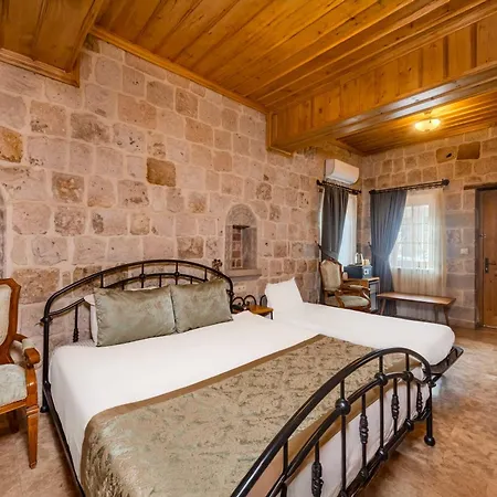 Cratus Stone Palace 5* غوريمِيه
