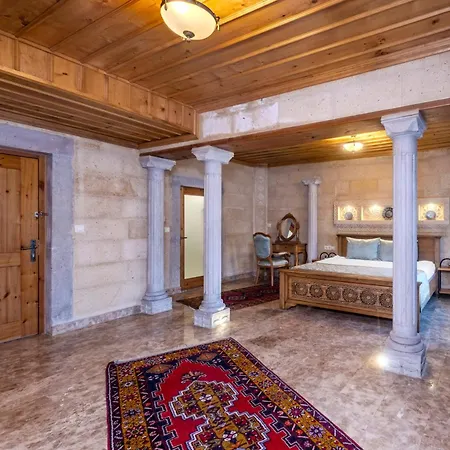 Cratus Stone Palace 5* غوريمِيه