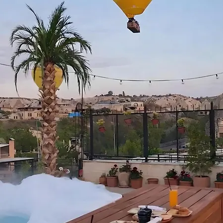 فندق Cratus Stone Palace 5*