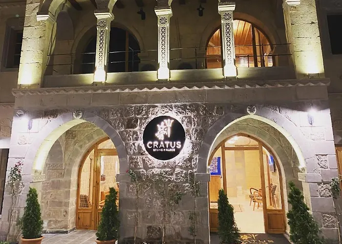 Hotel Cratus Stone Palace