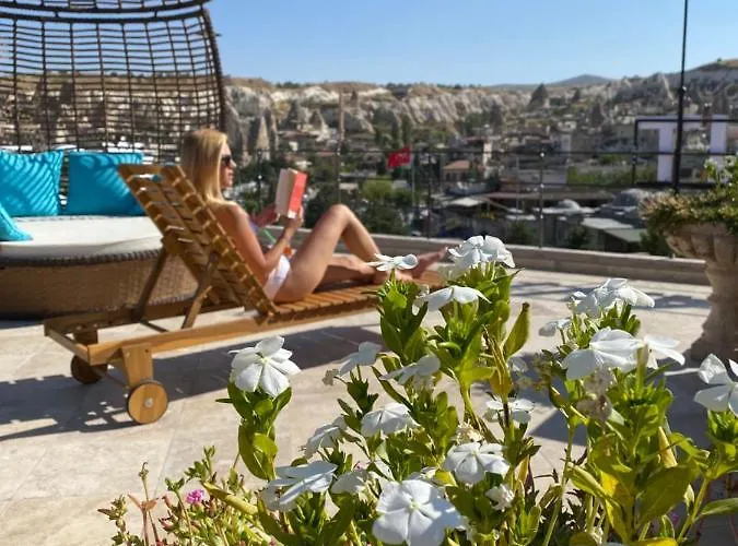 Cratus Stone Palace Göreme