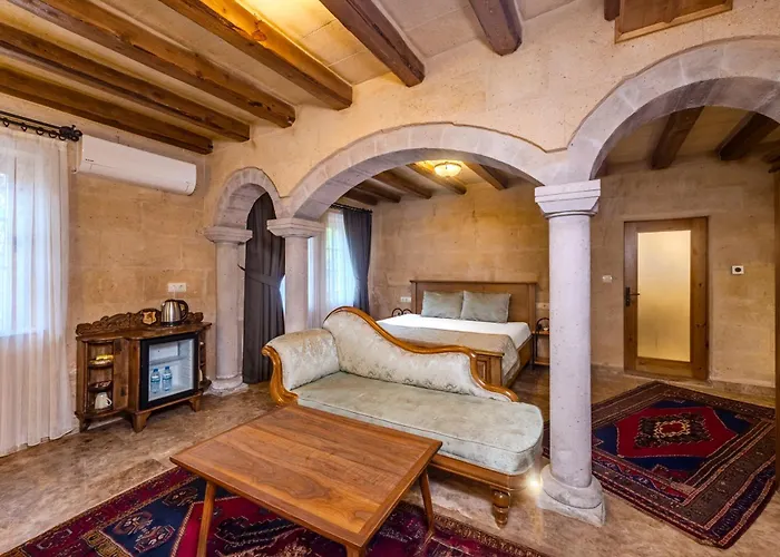 Cratus Stone Palace 格雷梅