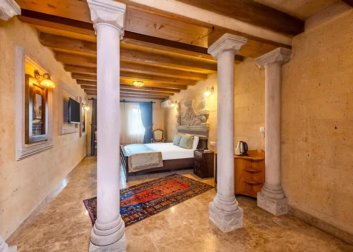 Cratus Stone Palace Otel 5*