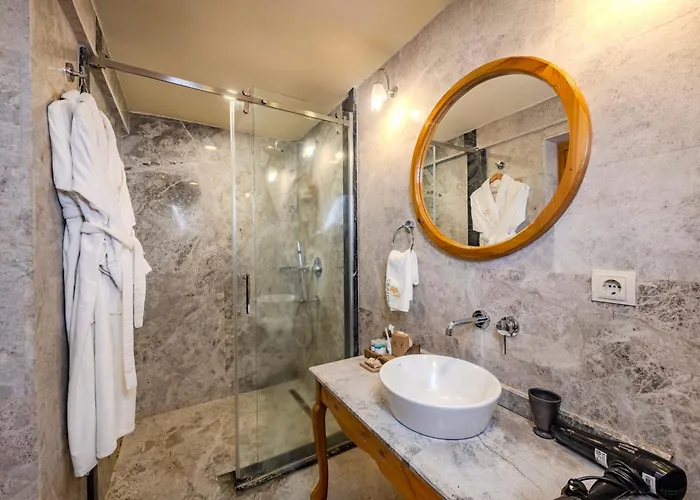 酒店 Cratus Stone Palace 5*