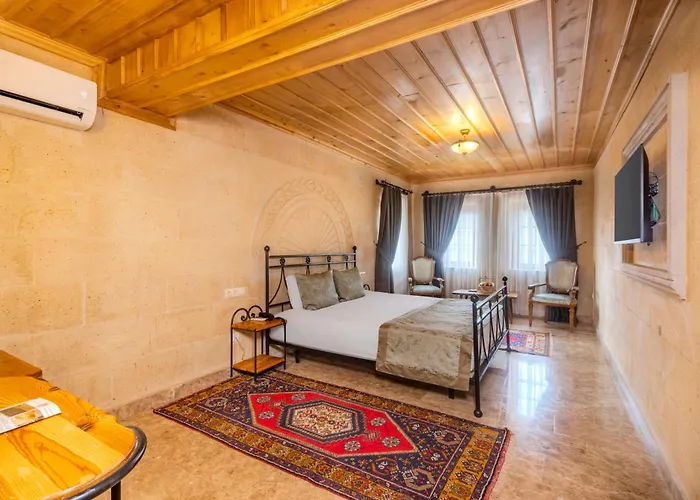 Cratus Stone Palace Hotel 5*