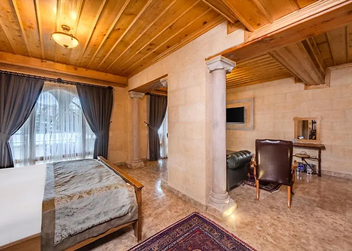 Cratus Stone Palace Hotel 5*