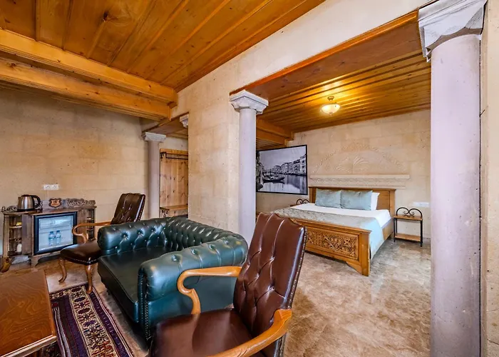 Cratus Stone Palace Göreme